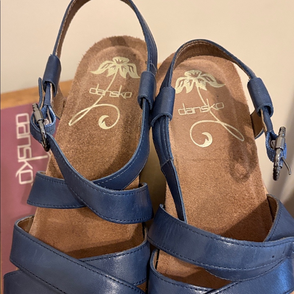 Dansko Women's Blue Strappy Sandals - Picture 7 of 11